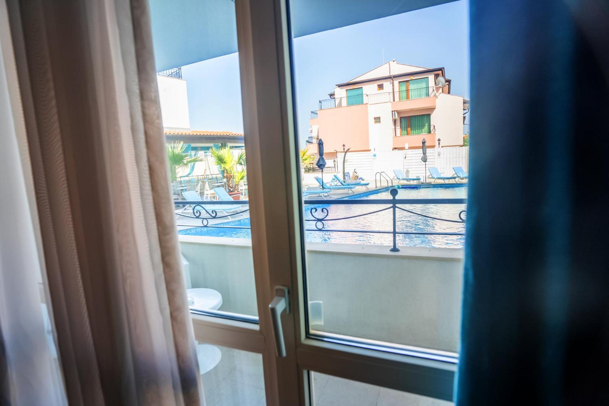 Royal Calisto Hotel Sosopol Exterior foto
